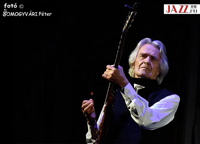 JOHN McLAUGHLIN & THE 4th DIMENSION