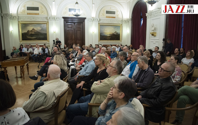 Interjú az akadémikus Lukács Miklóssal, valamint Ferencz Győzővel és Tihanyi Lászlóval