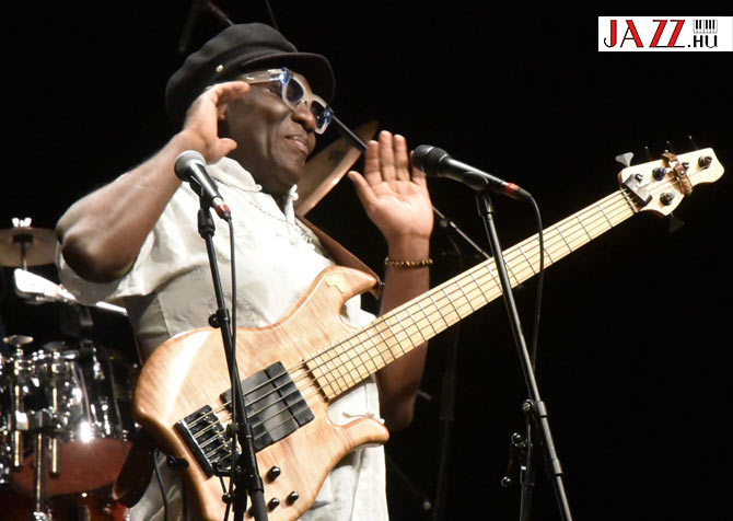 Richard Bona