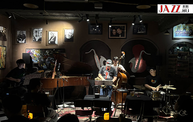 Jazzkalandok Hanoiban