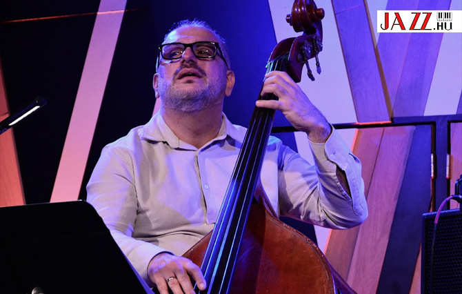 MAO-Winton Kelly-koncertje