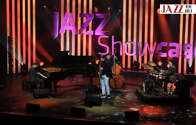 Péch Lóránt Quartet