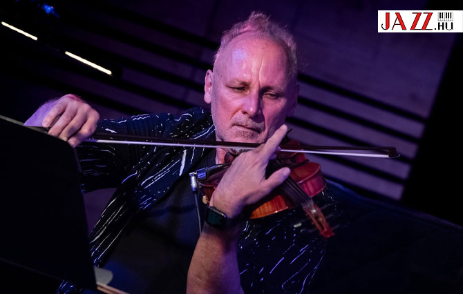 Határtalanul: jazz és India – Egy koncert az Opusban