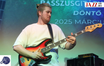 Gratulálunk Siklai Istvánnak, a basszusgitárverseny győztesének