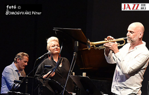 SZAKCSI JAZZP&Eacute;NTEK SALF&Ouml;LDRŐL