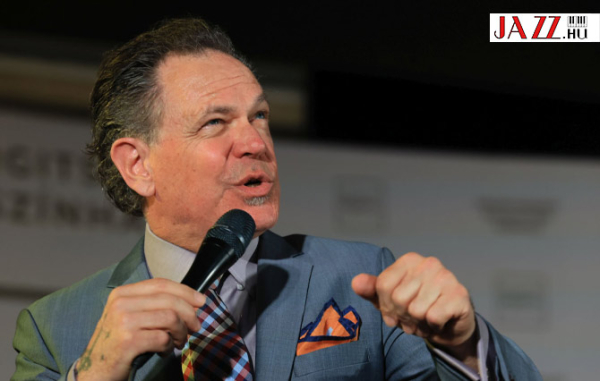 Kurt Elling magyar big banddel l&eacute;pett fel a harmadik Jazz &eacute;s Bor Fesztiv&aacute;lon